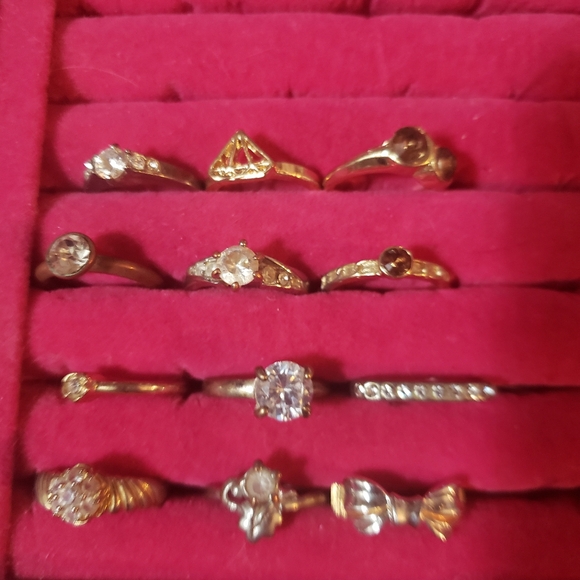 Costume jewelry - Picture 5 of 6